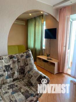 2-к квартира, посуточно, 44м2, 1/1 этаж