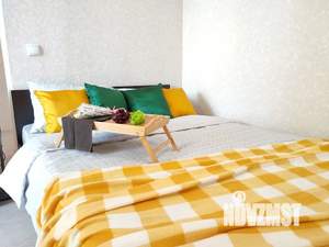 Студия квартира, посуточно, 40м2, 8/25 этаж