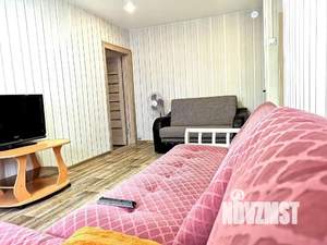 2-к квартира, посуточно, 45м2, 1/1 этаж