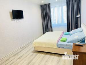 1-к квартира, посуточно, 53м2, 10/25 этаж