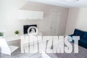 1-к квартира, посуточно, 37м2, 3/10 этаж