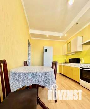 2-к квартира, посуточно, 48м2, 1/1 этаж