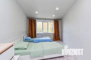 4-к квартира, посуточно, 90м2, 1/16 этаж