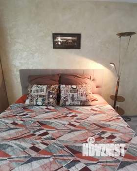 Студия квартира, посуточно, 43м2, 2/9 этаж