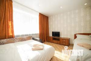 1-к квартира, посуточно, 42м2, 1/9 этаж