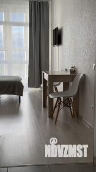 Студия квартира, посуточно, 25м2, 18/25 этаж