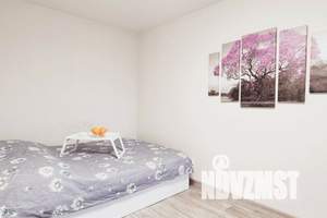 1-к квартира, посуточно, 36м2, 9/9 этаж