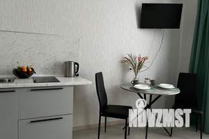 1-к квартира, посуточно, 45м2, 1/17 этаж