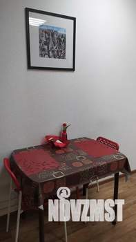 Студия квартира, посуточно, 30м2, 11/18 этаж