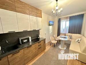 1-к квартира, посуточно, 45м2, 18/25 этаж