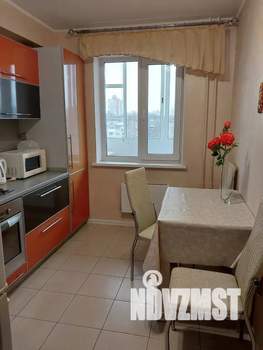 2-к квартира, посуточно, 42м2, 8/9 этаж