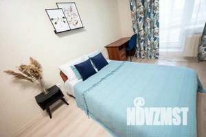 1-к квартира, посуточно, 43м2, 8/17 этаж