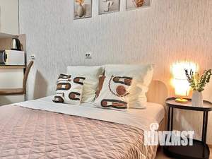 Студия квартира, посуточно, 47м2, 10/25 этаж