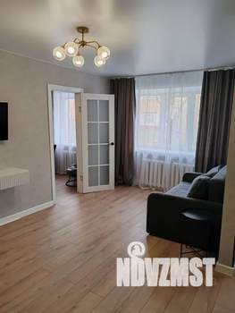 2-к квартира, посуточно, 42м2, 1/5 этаж