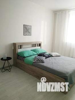 1-к квартира, посуточно, 34м2, 10/25 этаж