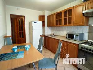 3-к квартира, посуточно, 77м2, 2/10 этаж