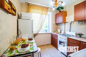 2-к квартира, посуточно, 50м2, 1/1 этаж