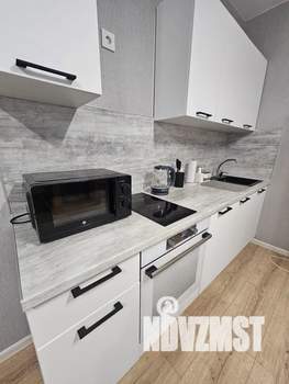 Студия квартира, посуточно, 28м2, 8/25 этаж