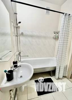 1-к квартира, посуточно, 43м2, 9/25 этаж