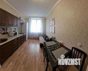 1-к квартира, посуточно, 43м2, 1/1 этаж