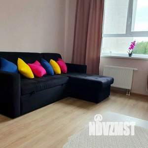 1-к квартира, посуточно, 42м2, 1/1 этаж