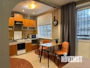 Студия квартира, посуточно, 38м2, 2/5 этаж