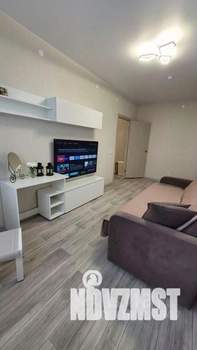 2-к квартира, посуточно, 49м2, 1/1 этаж