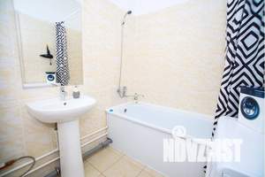 1-к квартира, посуточно, 40м2, 3/10 этаж