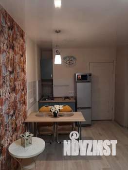 Студия квартира, посуточно, 22м2, 18/25 этаж