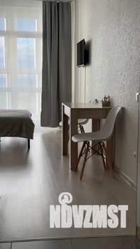 Студия квартира, посуточно, 25м2, 18/25 этаж