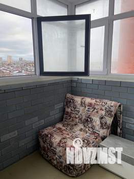 Студия квартира, посуточно, 20м2, 12/25 этаж