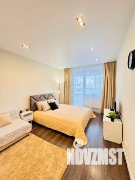 1-к квартира, посуточно, 45м2, 7/25 этаж