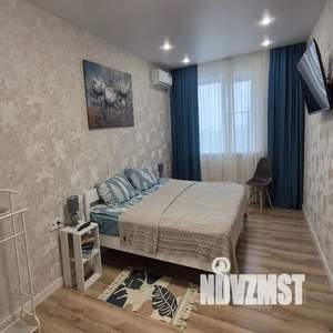 1-к квартира, посуточно, 40м2, 3/25 этаж