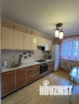 1-к квартира, посуточно, 35м2, 2/10 этаж