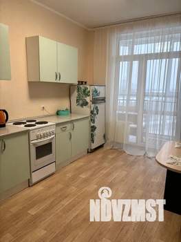 1-к квартира, посуточно, 42м2, 11/21 этаж