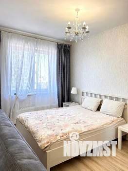 Студия квартира, посуточно, 34м2, 8/33 этаж