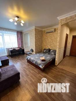 2-к квартира, посуточно, 42м2, 5/5 этаж