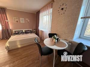 Студия квартира, посуточно, 42м2, 5/5 этаж