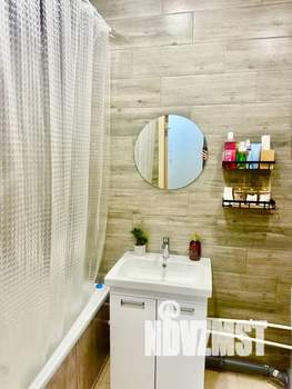 Студия квартира, посуточно, 35м2, 5/25 этаж