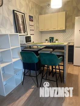 Студия квартира, посуточно, 30м2, 3/19 этаж