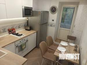3-к квартира, посуточно, 60м2, 3/5 этаж