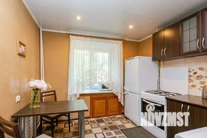 1-к квартира, посуточно, 40м2, 4/10 этаж