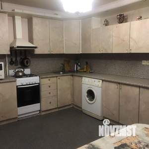 1-к квартира, посуточно, 52м2, 3/11 этаж