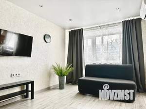 1-к квартира, посуточно, 33м2, 3/5 этаж