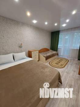 1-к квартира, посуточно, 38м2, 2/5 этаж