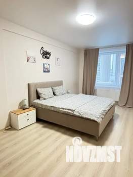 1-к квартира, посуточно, 45м2, 3/25 этаж