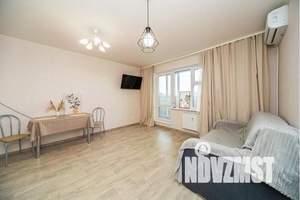 1-к квартира, посуточно, 40м2, 9/10 этаж