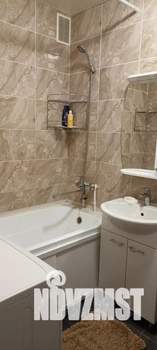 2-к квартира, посуточно, 42м2, 3/5 этаж