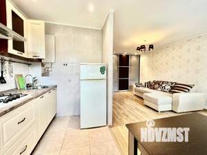 1-к квартира, посуточно, 50м2, 1/1 этаж