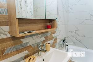 2-к квартира, посуточно, 50м2, 1/1 этаж